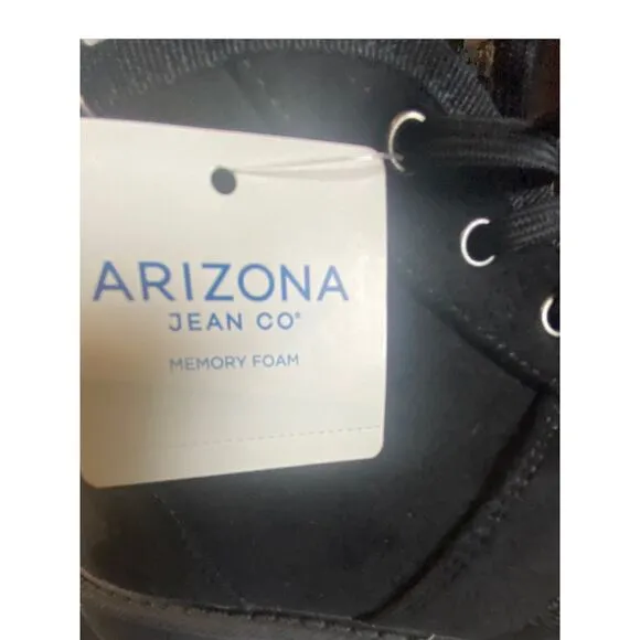 NWT Men's Arizona Jean CO. Warm Memory Foam Suede, Plush Shearling Lined, Tie Bo