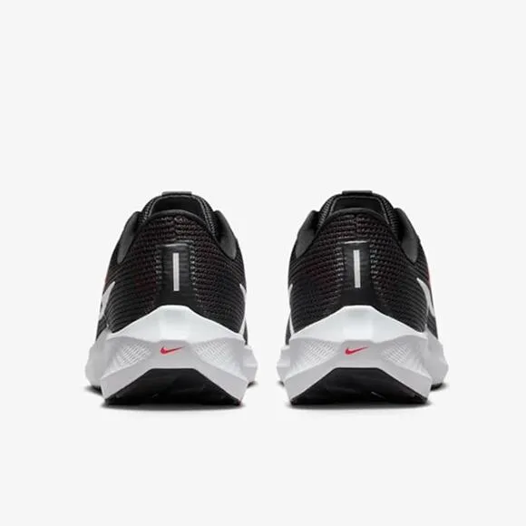 NWT Nike Men's Road Running Shoes,Black/White-Size 9.5 M/11 W