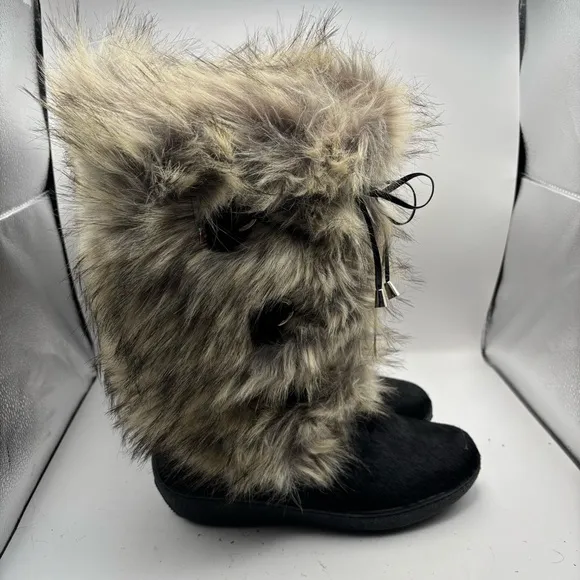 NWT Oscar Sport Tall Faux-Fur Boots Black Winter Boots Size 40
