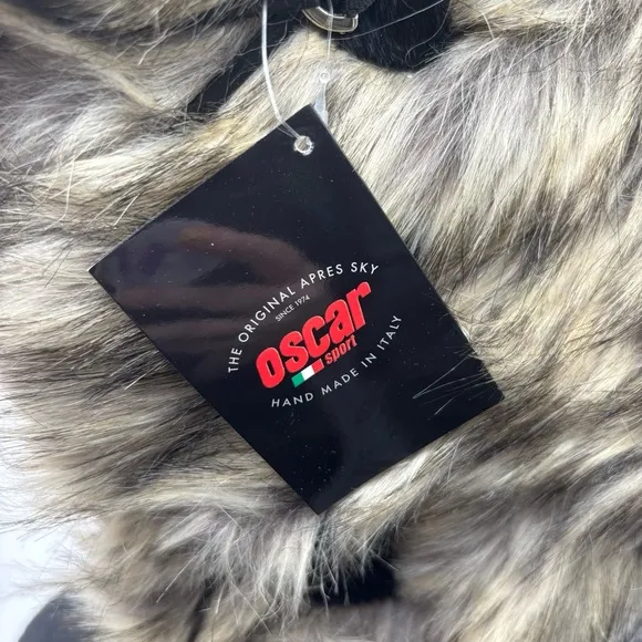 NWT Oscar Sport Tall Faux-Fur Boots Black Winter Boots Size 40