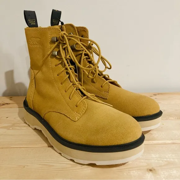 NWT Sorel Hi-Line Women’s Lace Up Waterproof Suede Boots Size 9.5