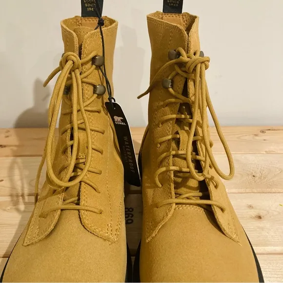 NWT Sorel Hi-Line Women’s Lace Up Waterproof Suede Boots Size 9.5