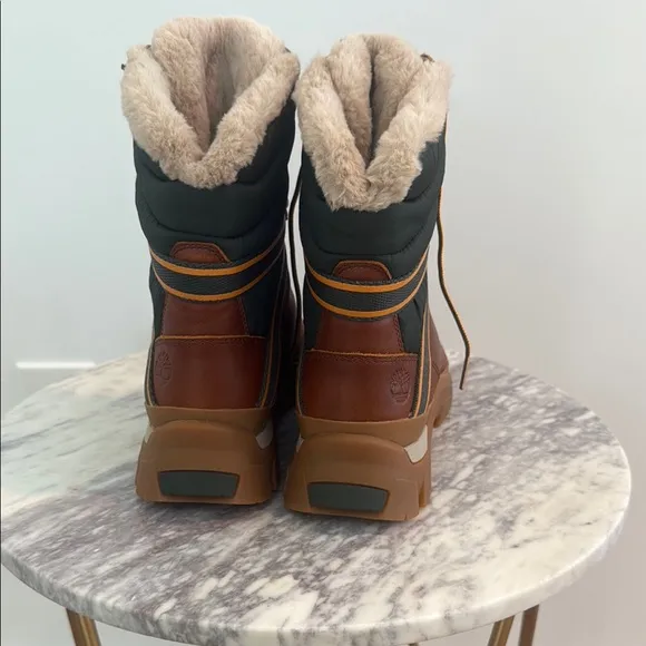 NWT Timberland Jenness Falls Insulated Waterproof Boots
