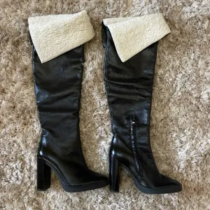 NWT ZARA Black Leather Knee-High Boots with Faux Fur Trim EU 36/US 6