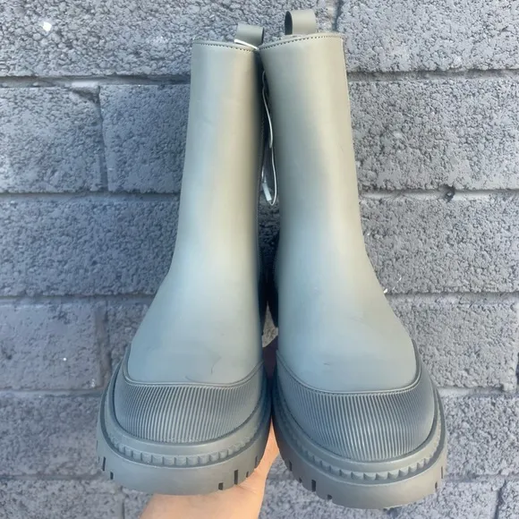 NWT Zara Chunky Boots