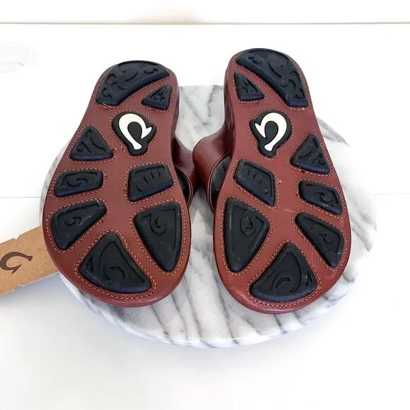 OluKai Kai Poi Leather Men Thongs Flip Flop Sandals Size 10 Dark Wood Beach
