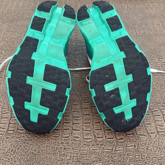 On Running Cloudmonster Women’s Size 10 White Green Cushioned Running Shoes