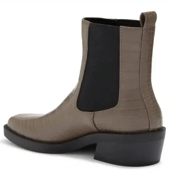 Open Edit Ayla Chelsey Croc Boots Size 8.5
