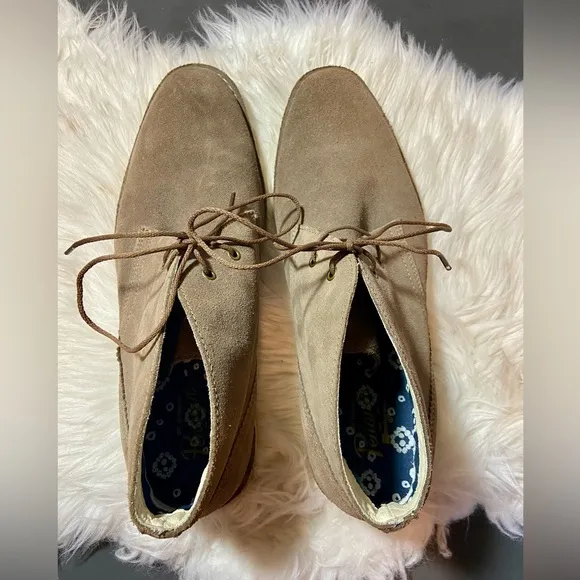 ORIGINAL PENGUIN Camel suede chukka desert boots