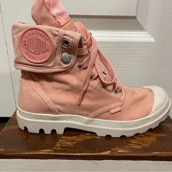 PALLADIUM Women’s Baggy Foldover Lace-up Boot Rose Brick Pink Size 4.5