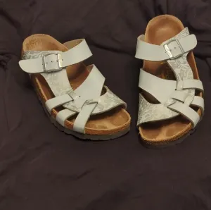 Papillio By Birkenstock super Light Powder Blue 🩵Sandals Women's size 7.5