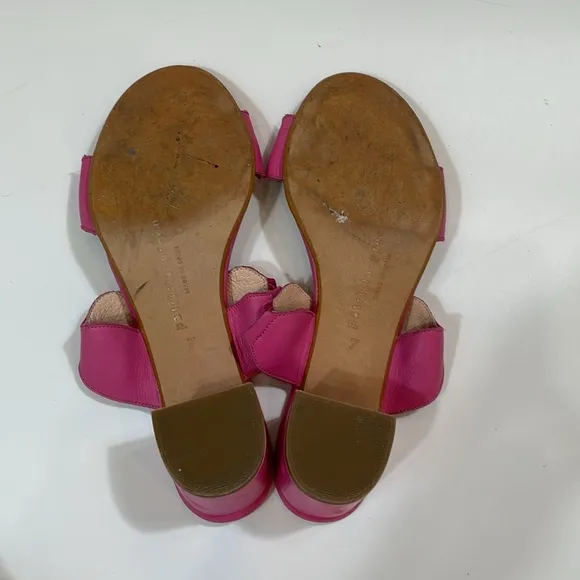 Patricia Green Pink Sandals Size 7 Low Block Heel Scalloped Pink Straps