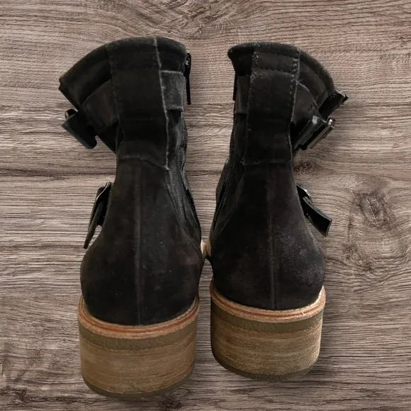 Paul Green Double Buckle Suede Ankle Boots Size 7
