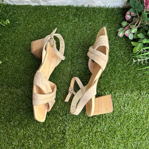 PAUL GREEN Lexi Block Heel champagne Nude suede Leather sandals  Uk 3 US 5.5 new