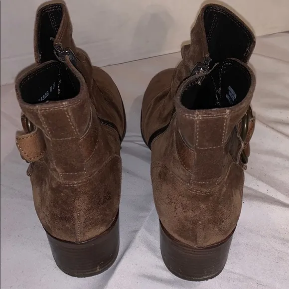 Paul Green suede boots size 6.5