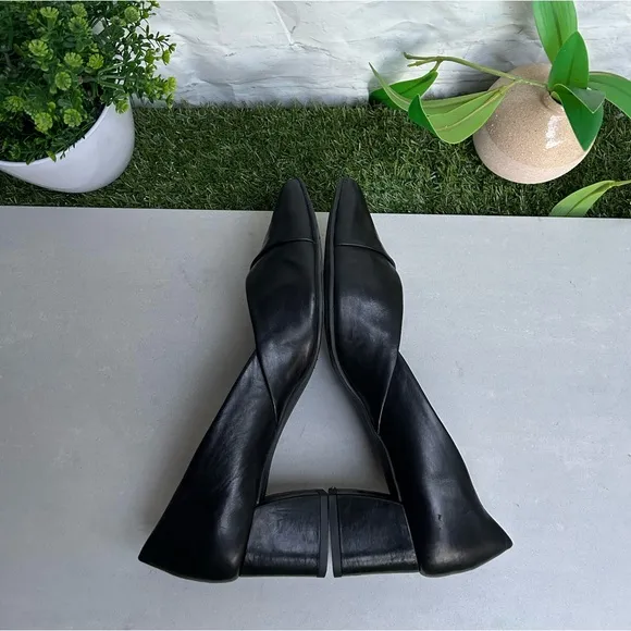 PAUL GREEN🔴black Leather pumps Size UK 5 US 7.5 gently used
