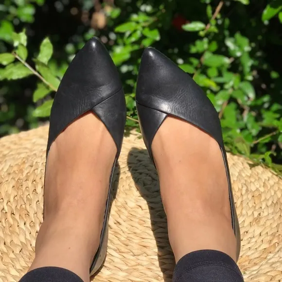PAUL GREEN🔴black Leather pumps Size UK 5 US 7.5 gently used