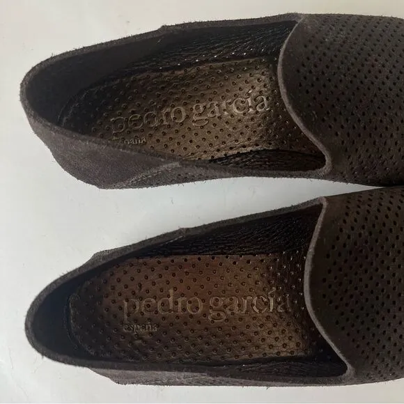 Pedro Garcia Suede Loafers Womens 8 Taupe Gray Perforated Leather Flats Spain 38