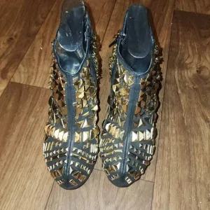 Privileged Rivoli Boots