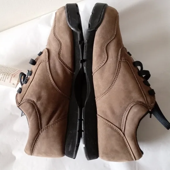 Propet NWT Men's Brown Suede Leather Travel Walker Casual Shoes 8EE MSRP $109.99