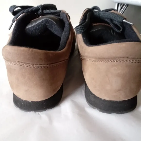 Propet NWT Men's Brown Suede Leather Travel Walker Casual Shoes 8EE MSRP $109.99