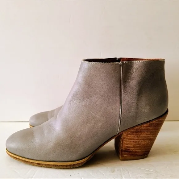 RACHEL COMEY Mars Gray Leather Ankle Boot Bootie, Size 7