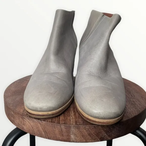 RACHEL COMEY Mars Gray Leather Ankle Boot Bootie, Size 7