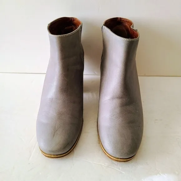 RACHEL COMEY Mars Gray Leather Ankle Boot Bootie, Size 7