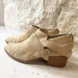 Rag And Bone Harley Dune Suede Leather Cream Boots Bootie EU Size 37 MSRP $495