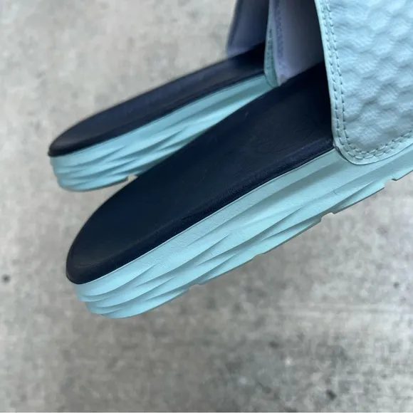 RARE WMNS NIKE BENASSI SOLARSOFT SLIDES JDI ICE BABY BLUE DARK NAVY BLUE SOLAR
