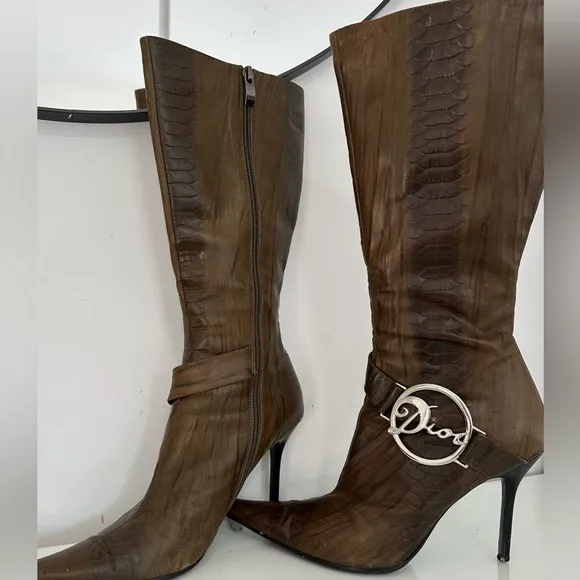 Restored ‘Dior Diva’ Leather stiletto boots