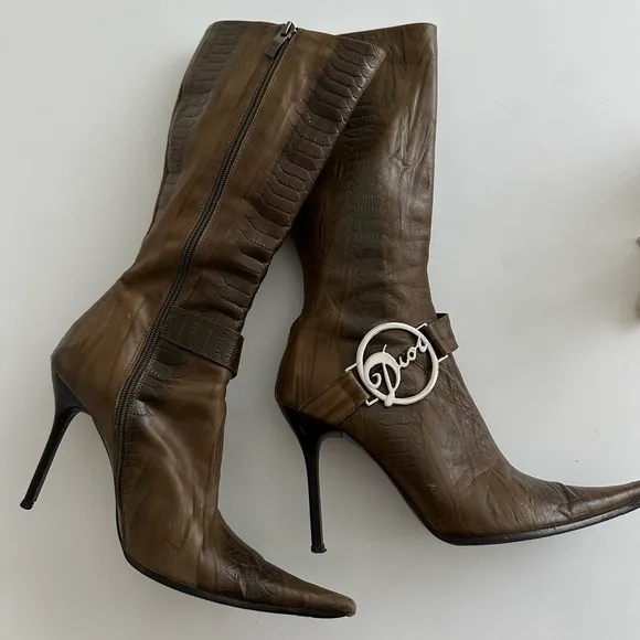 Restored ‘Dior Diva’ Leather stiletto boots