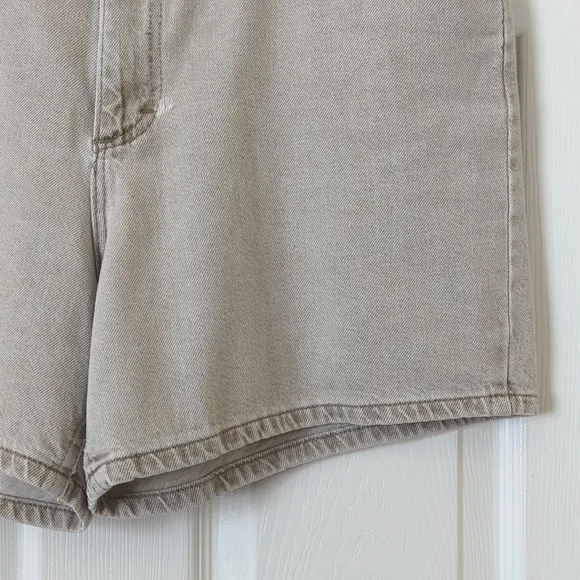 Riders 90's Vintage Classic High Waisted Relaxed Fit Denim Jean Shorts Beige 34