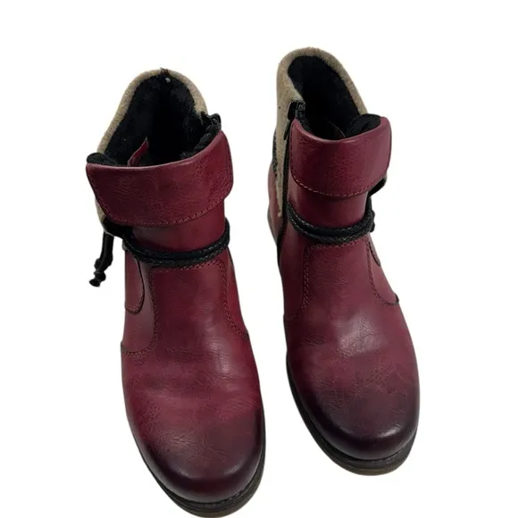 RIEKER Burnished Red Faux Leather Fee 93 Ankle Boots size 39