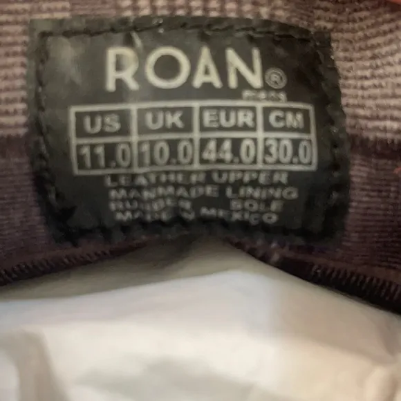 Roan by Bed | Stu “Tobias” Black Oiled Suede Chukka Boot Size 11