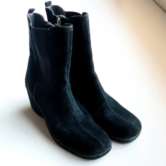 Rockport Waterproof Black Suede Wedge Heel Square Toe Ankle Boots Booties 6.5