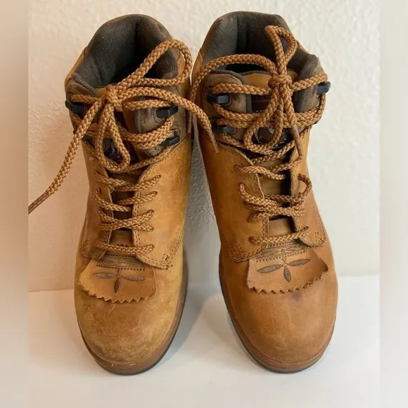Roper Footwear~Horseshoe Leather Kiltie Boots~Double Stitching~Lace-Up~Size 8