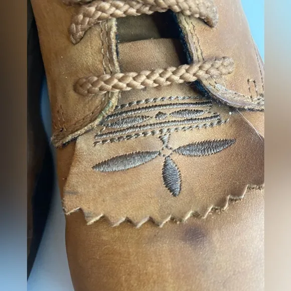 Roper Footwear~Horseshoe Leather Kiltie Boots~Double Stitching~Lace-Up~Size 8