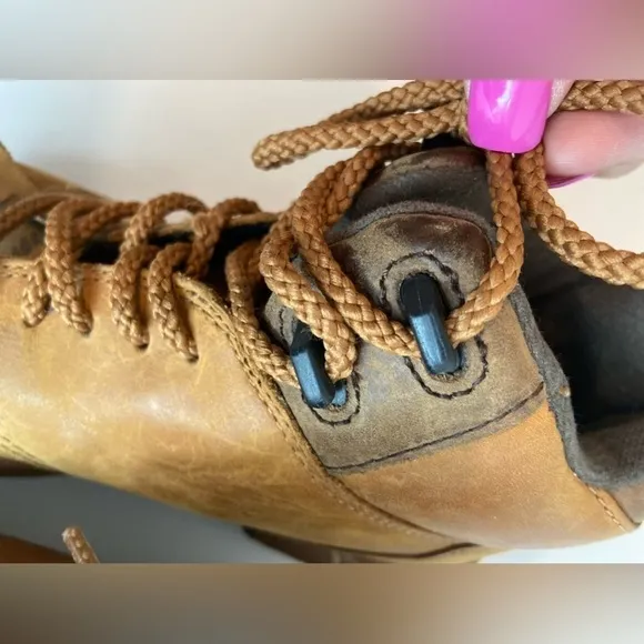 Roper Footwear~Horseshoe Leather Kiltie Boots~Double Stitching~Lace-Up~Size 8