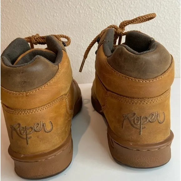 Roper Footwear~Horseshoe Leather Kiltie Boots~Double Stitching~Lace-Up~Size 8