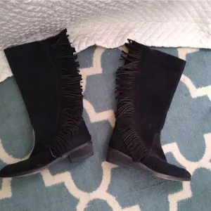 Roper 7.5 suede black boots w fringe