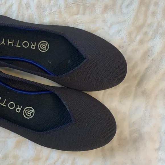 Rothy's The Flat in Navy Size 7