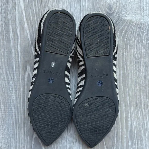 Rothys Zebra The Point Flats Black Size 7.5