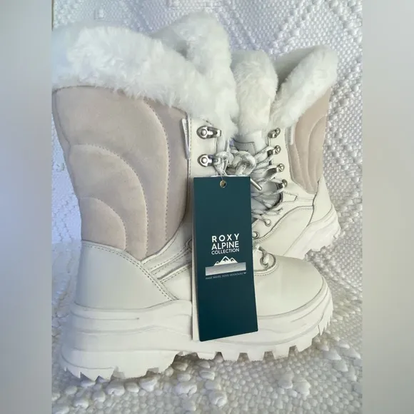ROXY• “Kaori”•Winter White• Lace up•Leather &amp; Faux Fur•Boots•5.5•NWT!
