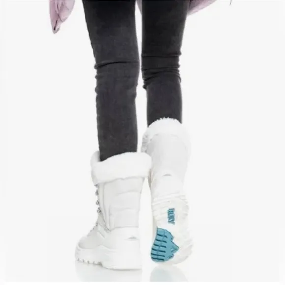 ROXY• “Kaori”•Winter White• Lace up•Leather &amp; Faux Fur•Boots•5.5•NWT!