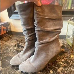 Ruched Suede Gray Wedge Boots!