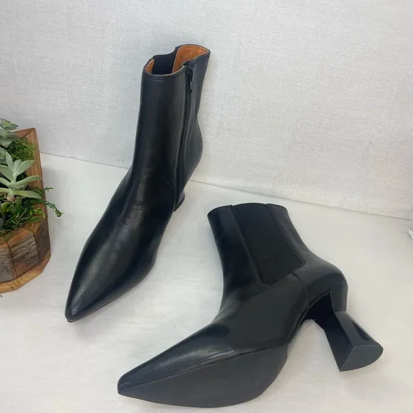 SAINT G ELLIANA BLACK LEATHER SCULPTED HEEL INSIDE ZIP‎ BOOTS Ankle 9