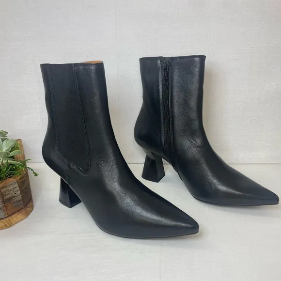 SAINT G ELLIANA BLACK LEATHER SCULPTED HEEL INSIDE ZIP‎ BOOTS Ankle 9