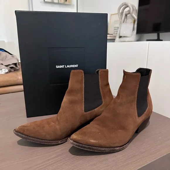 Saint Laurent Men's Brown Suede Chelsea Boots