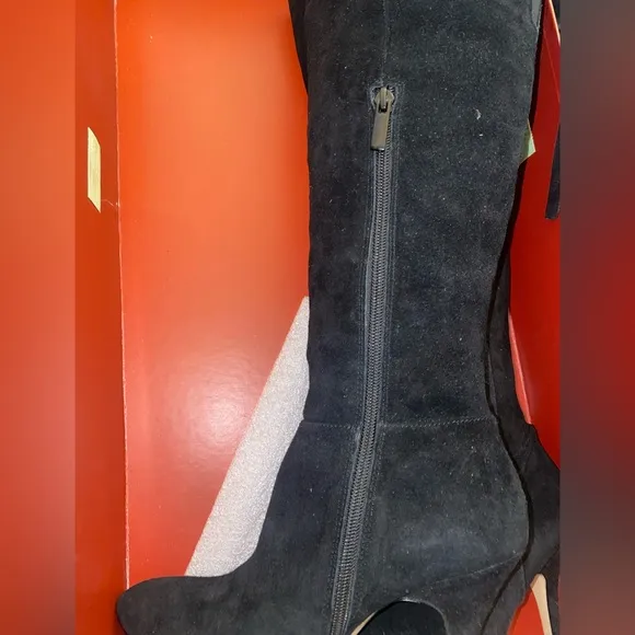 SAKS Fifth Avenue RED SR-RENEE Black Cow Split Suede High Heel Boots US Size 9